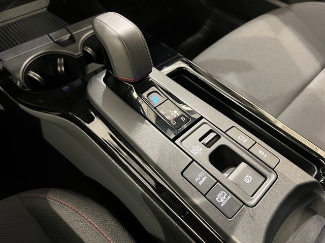 2025 Toyota Prius Plug-In Hybrid SE