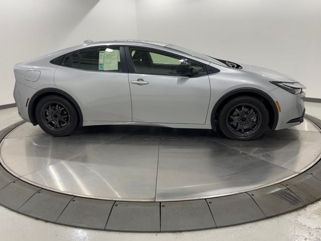 2025 Toyota Prius Plug-In Hybrid SE