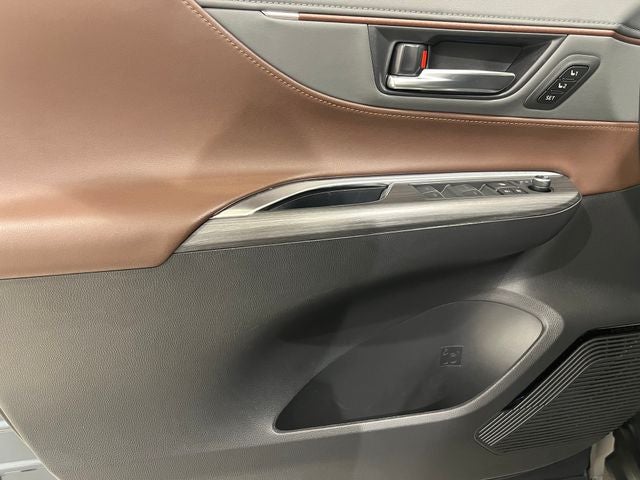 2022 Toyota Venza Limited