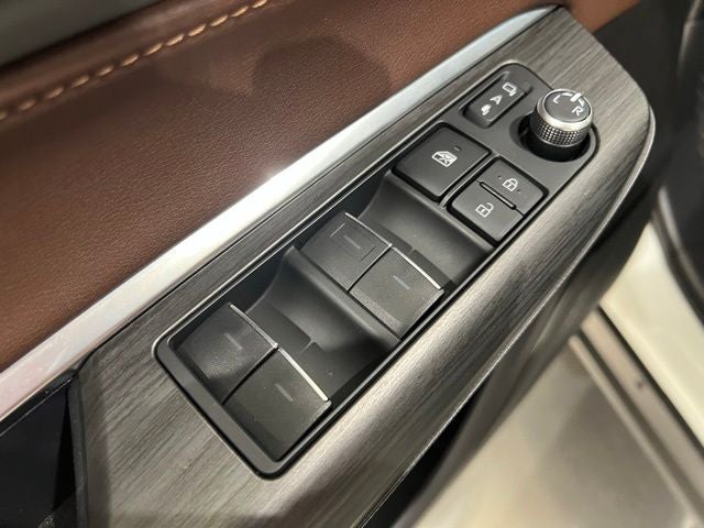 2022 Toyota Venza XLE