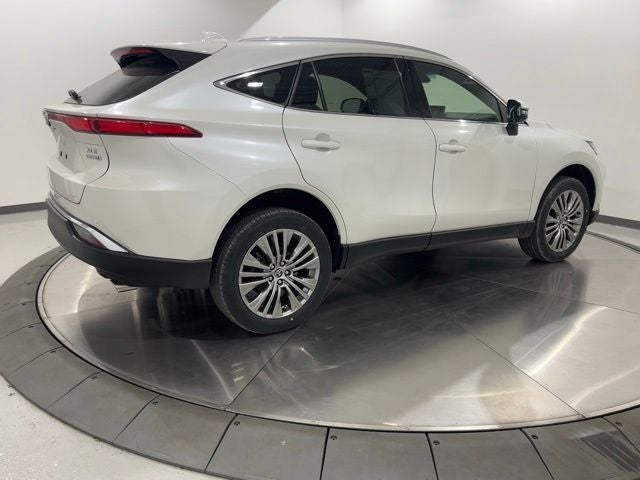 2022 Toyota Venza XLE