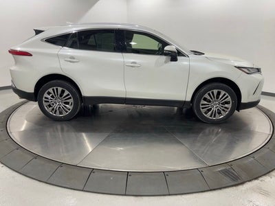 2022 Toyota Venza XLE