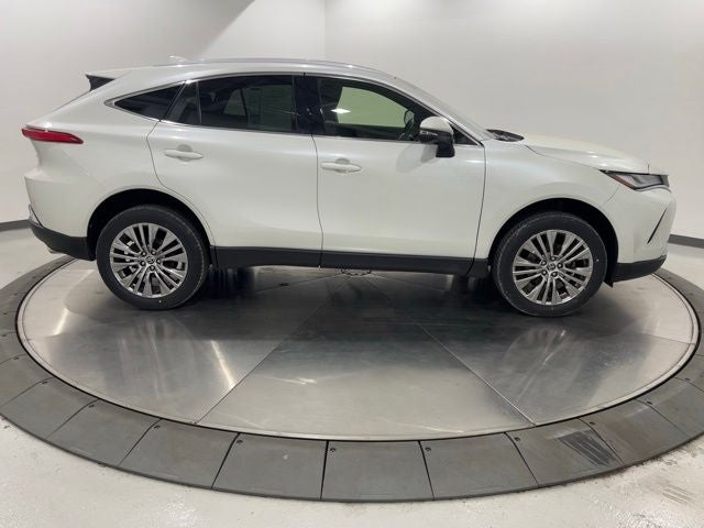 2022 Toyota Venza XLE