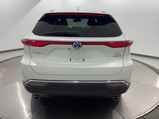 2022 Toyota Venza XLE