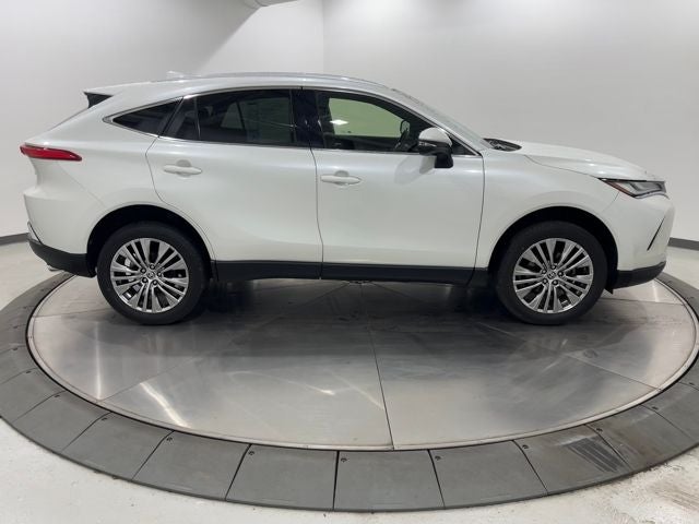 2022 Toyota Venza XLE