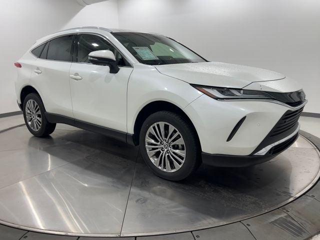 2022 Toyota Venza XLE