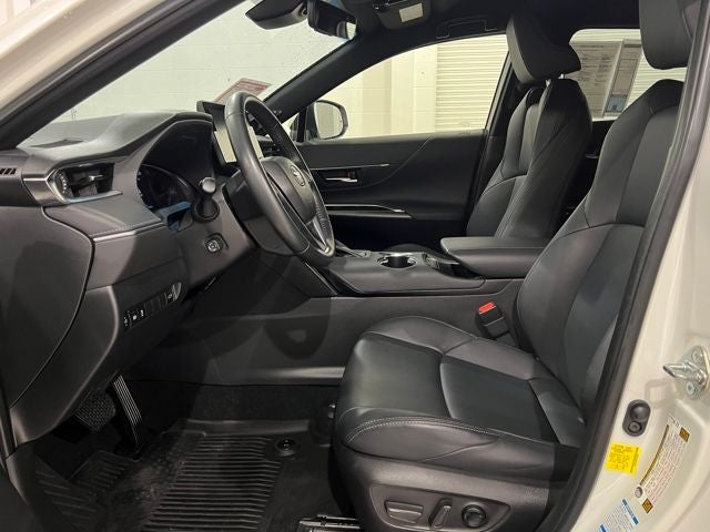 2022 Toyota Venza XLE