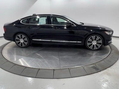 2023 Volvo S90 B6 Plus