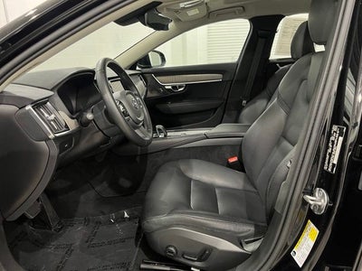 2023 Volvo S90 B6 Plus