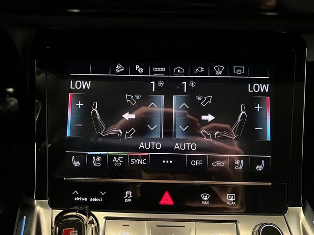 2024 Audi Q8 e-tron Prestige quattro