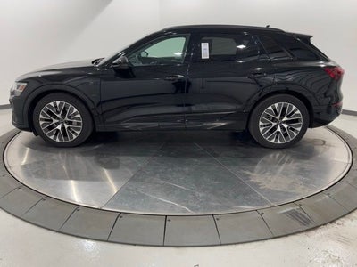 2024 Audi Q8 e-tron Prestige quattro