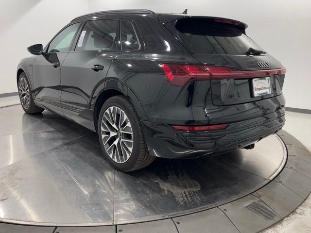 2024 Audi Q8 e-tron Prestige quattro