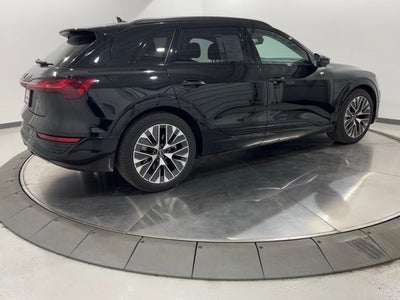 2024 Audi Q8 e-tron Prestige quattro