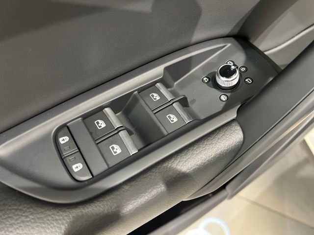 2024 Audi Q5 40 Premium quattro