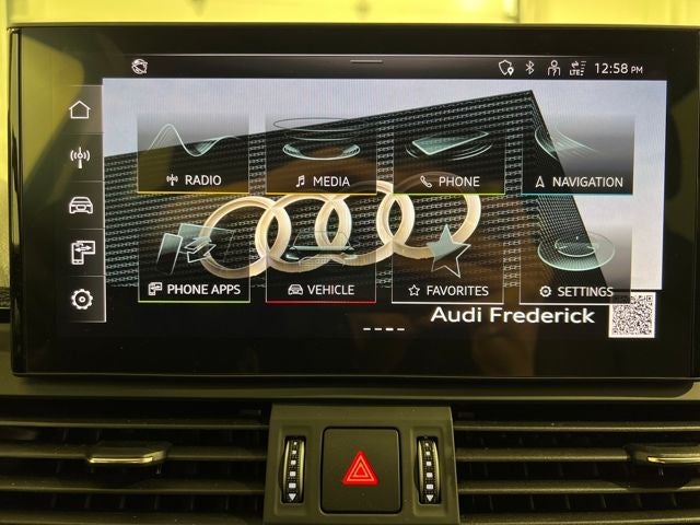 2024 Audi Q5 40 Premium quattro