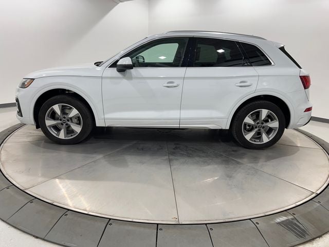 2024 Audi Q5 40 Premium quattro