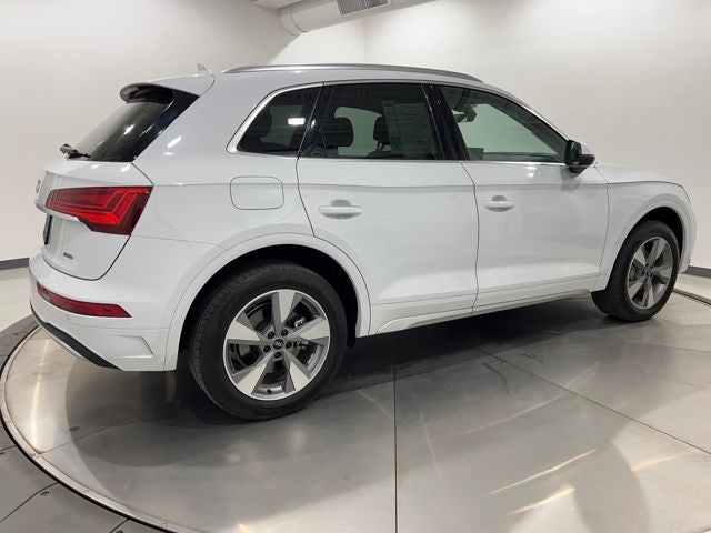 2024 Audi Q5 40 Premium quattro