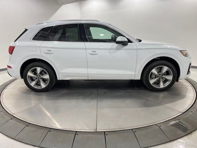 2024 Audi Q5 40 Premium quattro