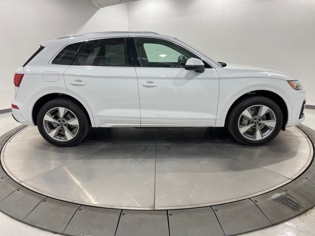 2024 Audi Q5 40 Premium quattro