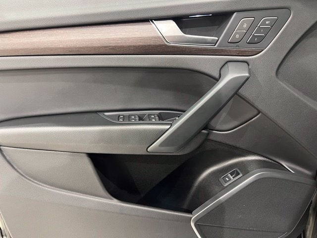2024 Audi Q5 45 S line Premium quattro
