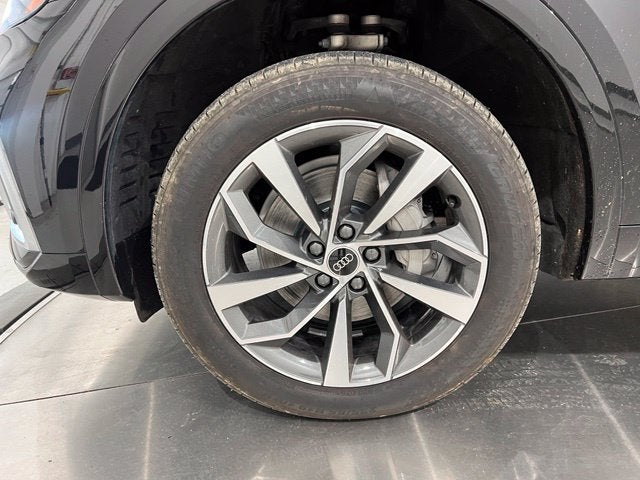 2024 Audi Q5 45 S line Premium quattro