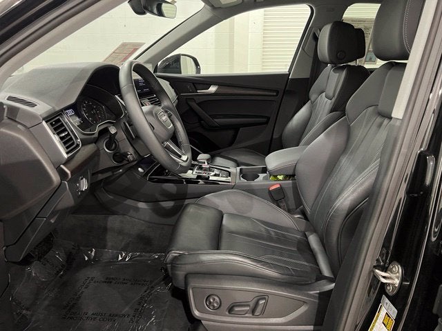2024 Audi Q5 45 S line Premium quattro