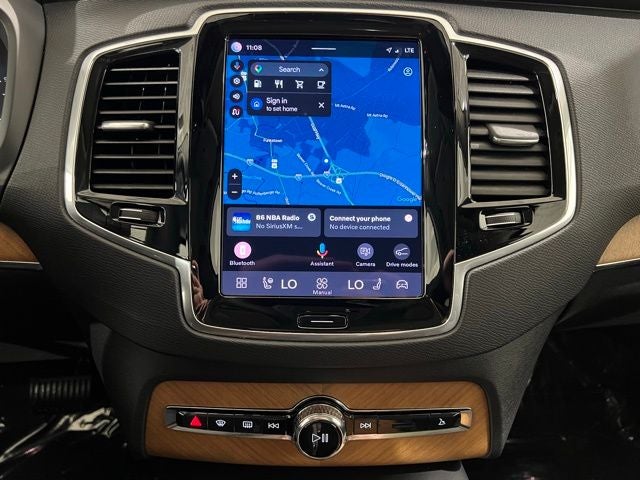 2024 Volvo XC90 B6 Plus Bright Theme