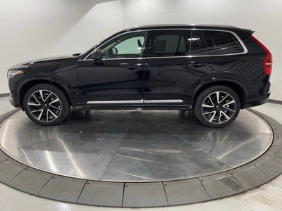 2024 Volvo XC90 B6 Plus Bright Theme