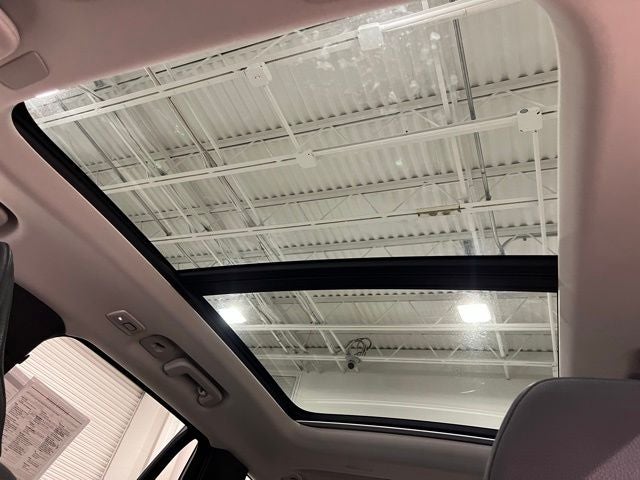 2024 Volvo XC90 B6 Plus Bright Theme