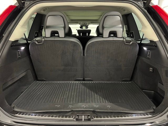 2024 Volvo XC90 B6 Plus Bright Theme