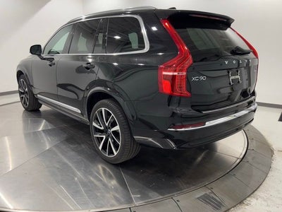 2024 Volvo XC90 B6 Plus Bright Theme