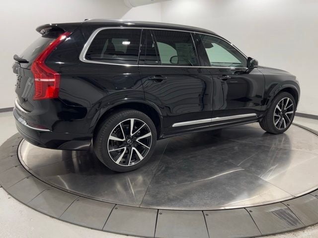 2024 Volvo XC90 B6 Plus Bright Theme