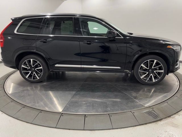 2024 Volvo XC90 B6 Plus Bright Theme