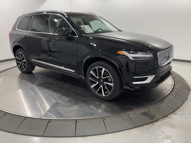 2024 Volvo XC90 B6 Plus Bright Theme
