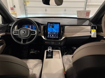 2026 Volvo XC90 B6 Core