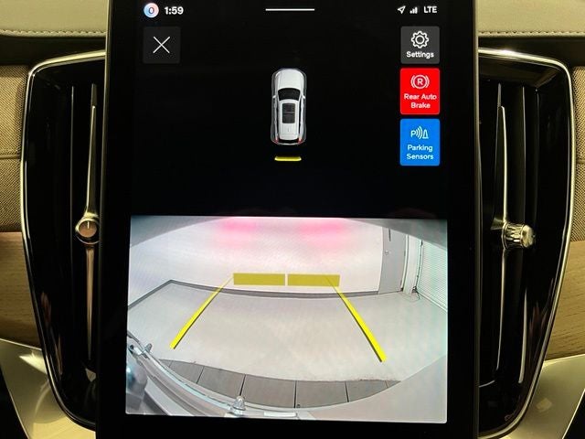 2026 Volvo XC90 B6 Core