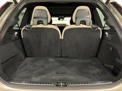 2026 Volvo XC90 B6 Core