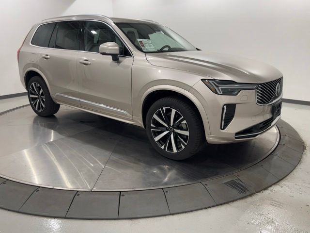 2026 Volvo XC90 B6 Core