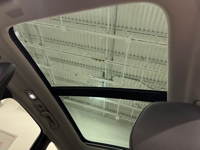 2023 Volvo XC60 B6 Ultimate Bright Theme