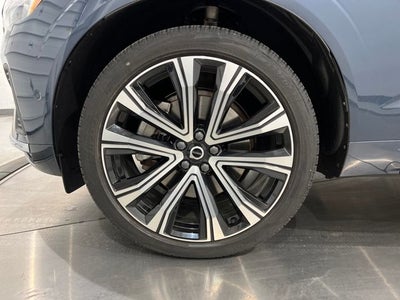 2023 Volvo XC60 B6 Ultimate Bright Theme