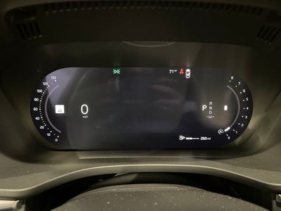 2023 Volvo XC60 B6 Ultimate Dark Theme