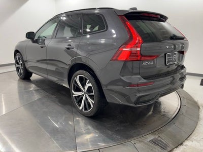 2023 Volvo XC60 B6 Ultimate Dark Theme