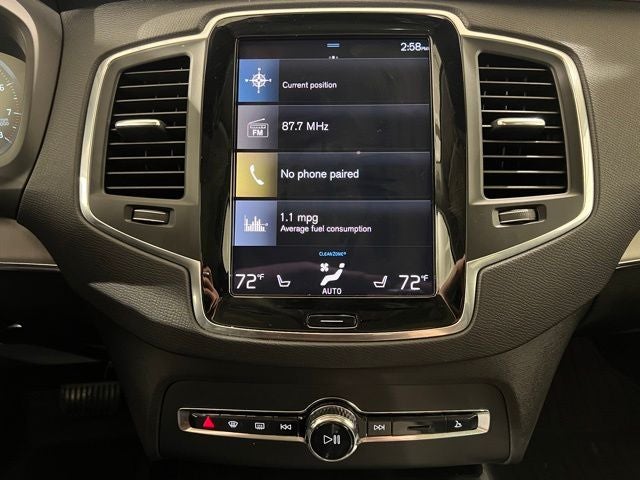 2022 Volvo XC90 T5 Momentum