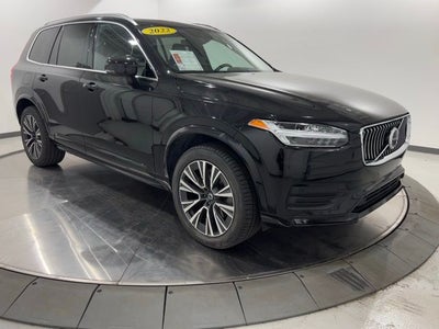 2022 Volvo XC90 T5 Momentum