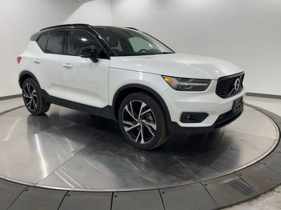 2021 Volvo XC40 R-Design