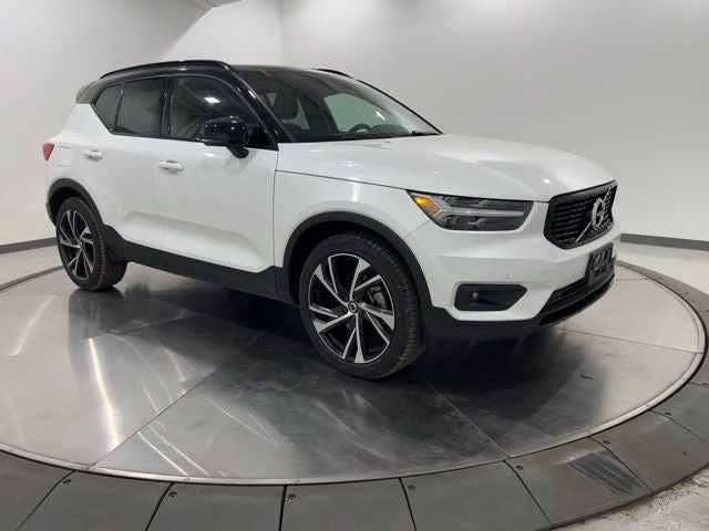 2021 Volvo XC40 R-Design