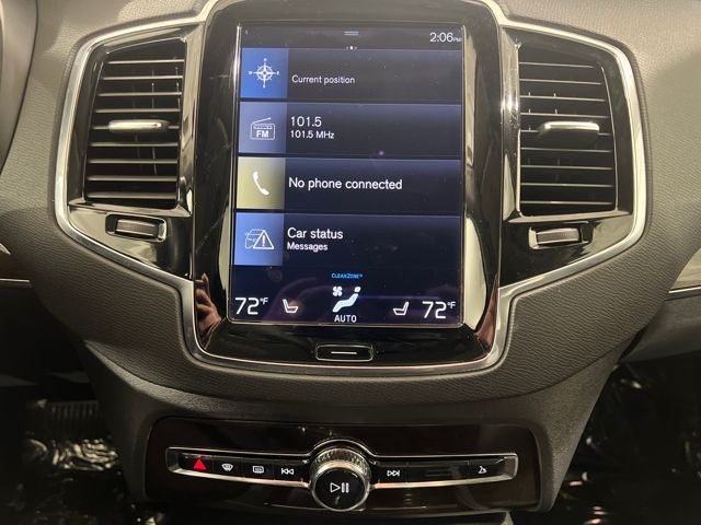 2017 Volvo XC90 T6 Momentum