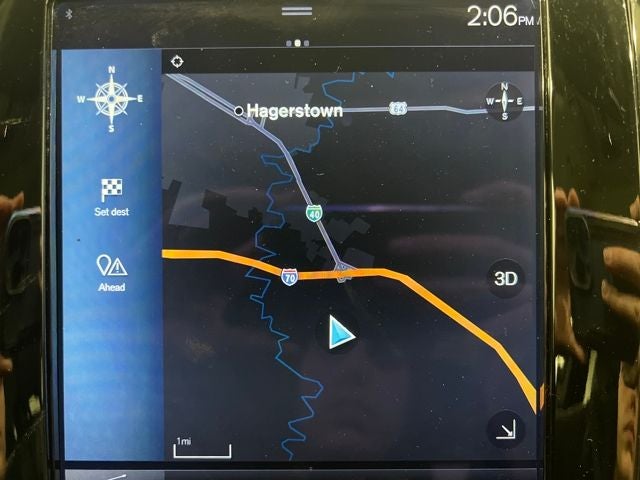 2017 Volvo XC90 T6 Momentum