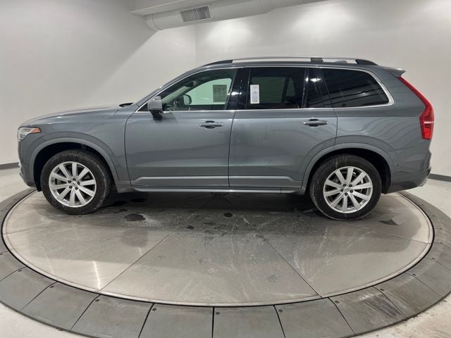 2017 Volvo XC90 T6 Momentum