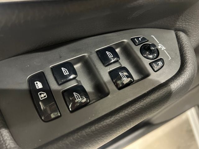 2017 Volvo XC90 T6 Momentum